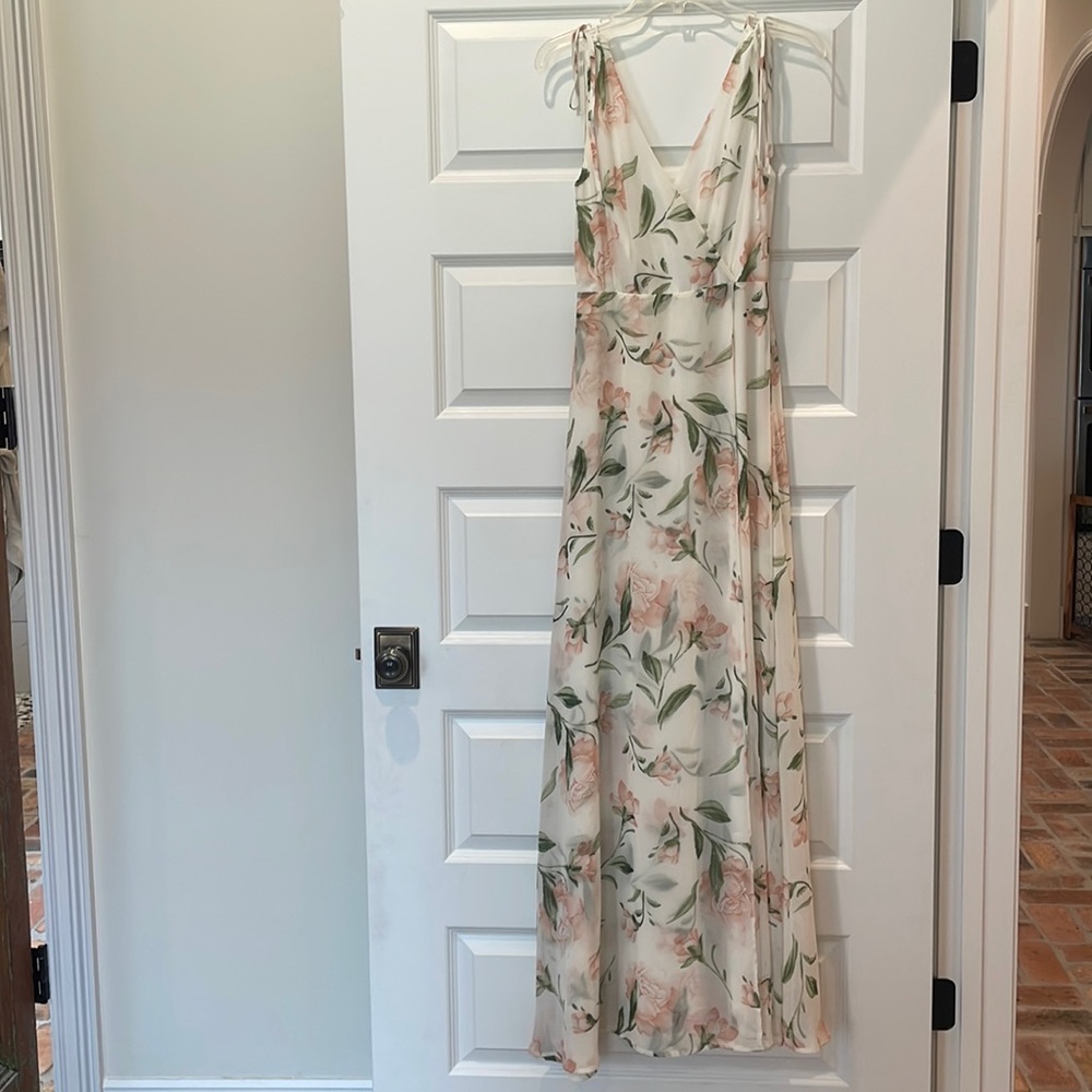 Lulu’s floral maxi dress NWOT